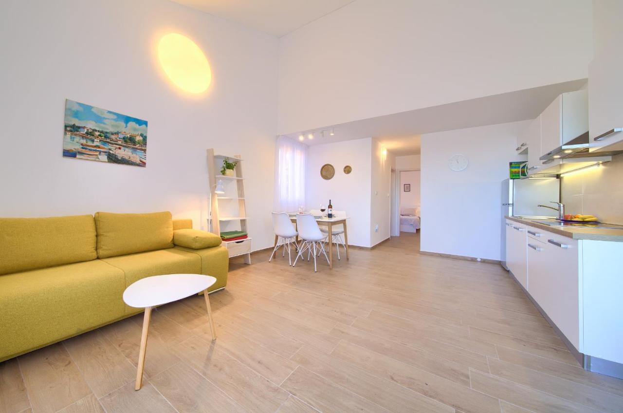 Apartments Meri 奈维斯 外观 照片